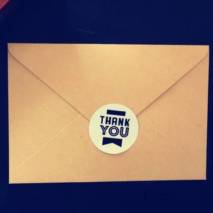 30 個の大きな三角形折りたたみフラップクラフトヴィンテージ - Letter Envelope Kraft のレビューと価格